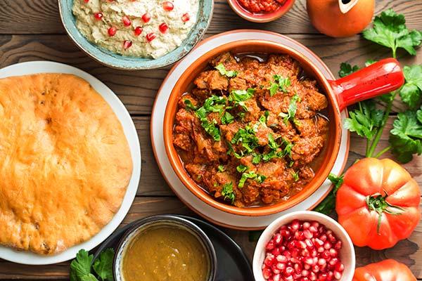 traditional georgian stew served with puri georgian bread