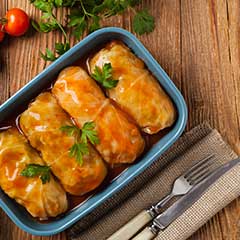 Stuffed cabbage leaves