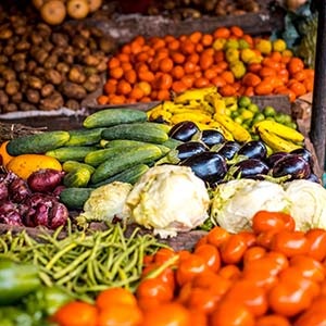 fresh fruit market stalls in kenya