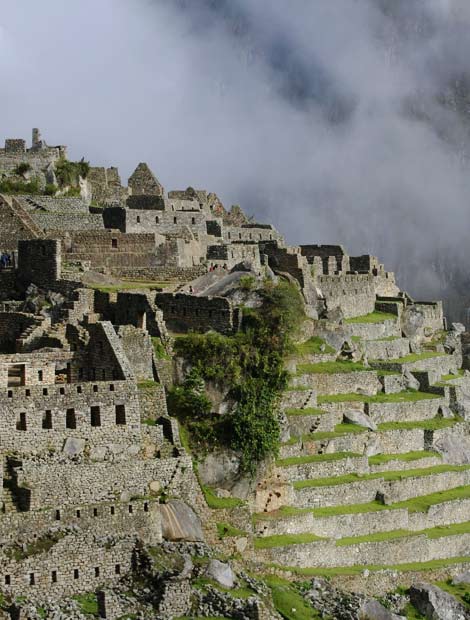 adventure holiday tours in peru allowing tourists to explroe machu picchu at ease