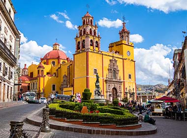 coloutful church and buildings in guanajuato mexico