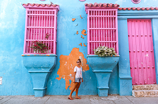 woman travelling solo in colombia